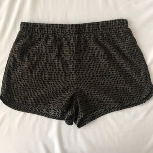 Forever 21 grey and black short